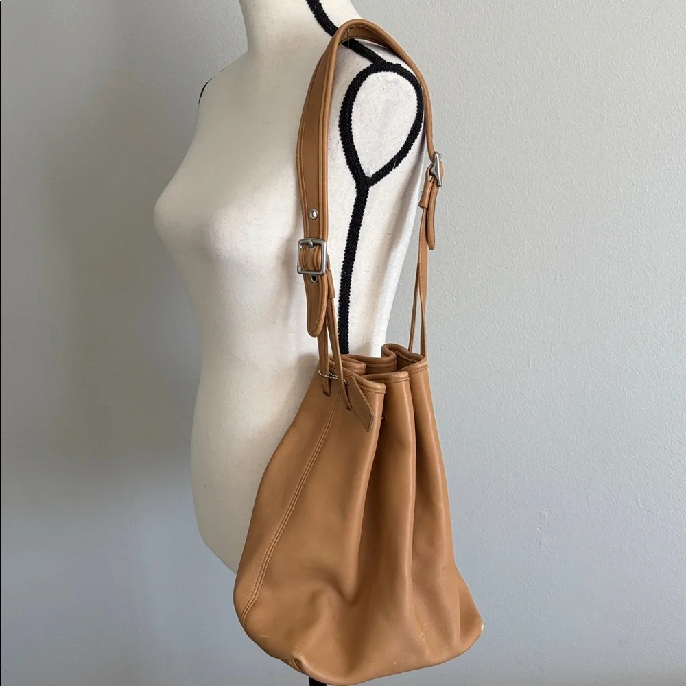 Vintage Coach Legacy Drawstring Leather Bucket Bag, 9165 - Picture 14 of 14